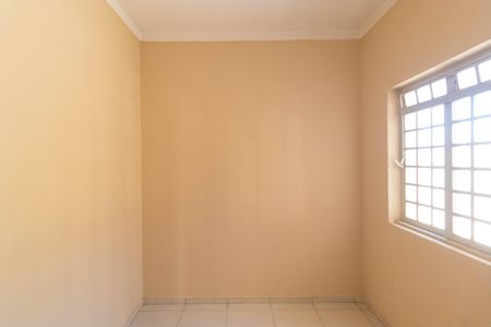 Casa à venda com 311m², 6 quartos e 6 vagas Casa à venda com 311m², 6 quartos e 6 vagasQuarto 01