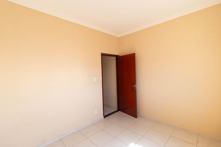 Casa à venda com 311m², 6 quartos e 6 vagas Casa à venda com 311m², 6 quartos e 6 vagasQuarto 02