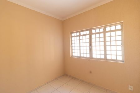 Casa à venda com 311m², 6 quartos e 6 vagas Casa à venda com 311m², 6 quartos e 6 vagasQuarto 01