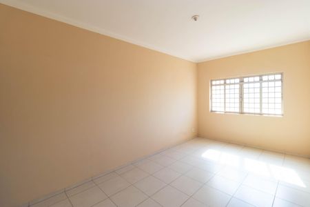 Casa à venda com 311m², 6 quartos e 6 vagas Casa à venda com 311m², 6 quartos e 6 vagasSuíte 05