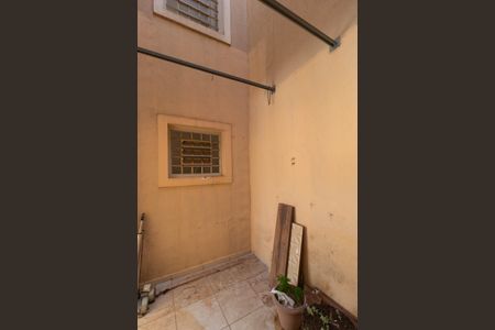 Casa à venda com 311m², 6 quartos e 6 vagas Casa à venda com 311m², 6 quartos e 6 vagasÁrea comum