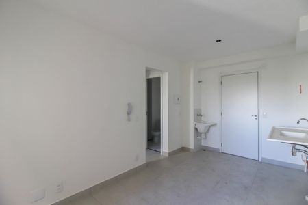 Apartamento à venda com 32m², 2 quartos e sem vaga Apartamento à venda com 32m², 2 quartos e sem vagaSala
