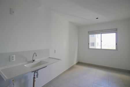 Apartamento à venda com 32m², 2 quartos e sem vaga Apartamento à venda com 32m², 2 quartos e sem vagaSala