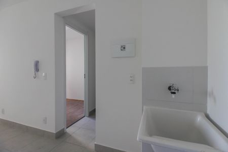 Apartamento à venda com 32m², 2 quartos e sem vaga Apartamento à venda com 32m², 2 quartos e sem vagaArea de Serviço
