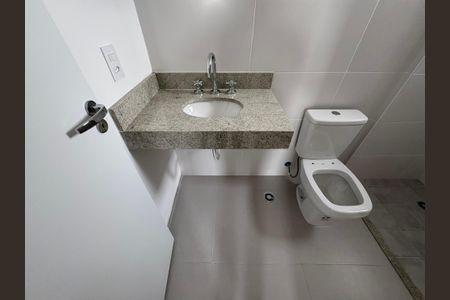 Apartamento à venda com 58m², 2 quartos e 2 vagasBanheiro Social