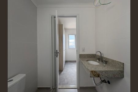 Apartamento à venda com 58m², 2 quartos e 2 vagasBanheiro da Suíte 2