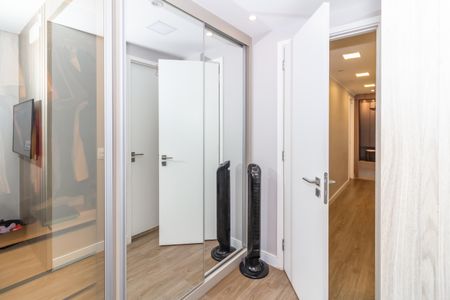 Apartamento para alugar com 90m², 3 quartos e 2 vagas Apartamento para alugar com 90m², 3 quartos e 2 vagasSuíte