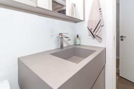 Apartamento para alugar com 90m², 3 quartos e 2 vagas Apartamento para alugar com 90m², 3 quartos e 2 vagasBanheiro da Suíte
