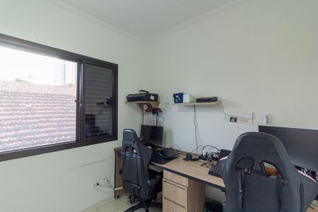 Casa à venda com 210m², 4 quartos e 4 vagas Casa à venda com 210m², 4 quartos e 4 vagasQuarto 2