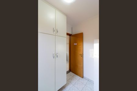 Casa à venda com 210m², 4 quartos e 4 vagas Casa à venda com 210m², 4 quartos e 4 vagasQuarto de Serviço