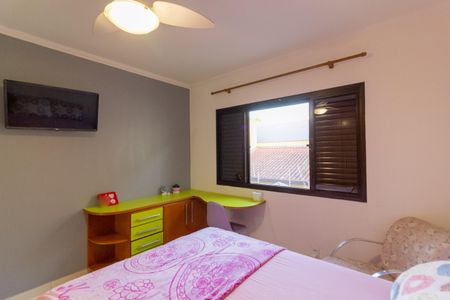 Casa à venda com 210m², 4 quartos e 4 vagas Casa à venda com 210m², 4 quartos e 4 vagas Suíte 2