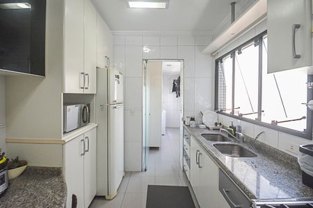 Apartamento à venda com 95m², 3 quartos e 7 vagasCozinha