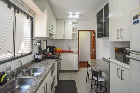 Apartamento à venda com 95m², 3 quartos e 7 vagasCozinha