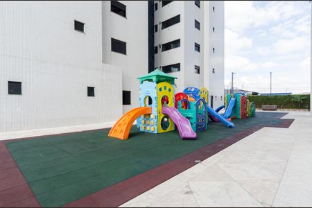 Apartamento à venda com 95m², 3 quartos e 7 vagasÁrea comum - Playground