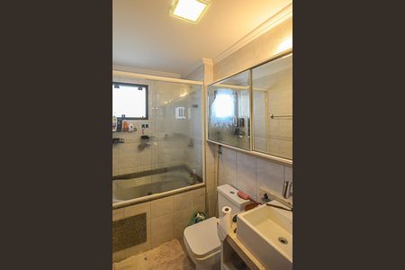 Apartamento à venda com 95m², 3 quartos e 7 vagasBanheiro da Suíte