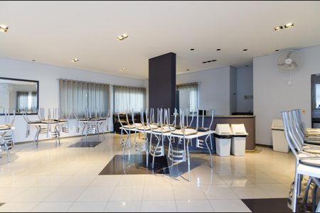 Apartamento à venda com 95m², 3 quartos e 7 vagasÁrea comum - Salão de festas