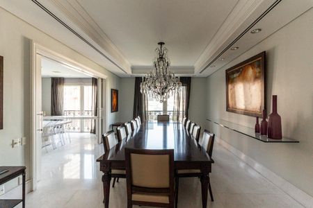 Apartamento à venda com 711m², 5 quartos e 6 vagasSala de Jantar 1