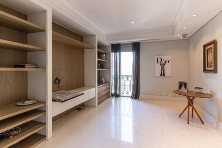 Apartamento à venda com 711m², 5 quartos e 6 vagasSala 2