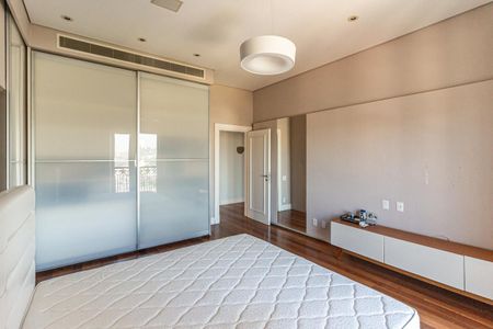 Apartamento à venda com 711m², 5 quartos e 6 vagasSuíte 3