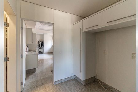 Apartamento à venda com 711m², 5 quartos e 6 vagasCozinha