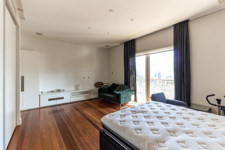 Apartamento à venda com 711m², 5 quartos e 6 vagasSuíte 1