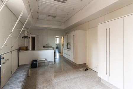 Apartamento à venda com 711m², 5 quartos e 6 vagasÁrea de Serviço