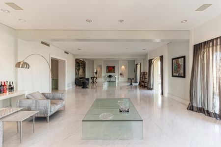 Apartamento à venda com 711m², 5 quartos e 6 vagasSala