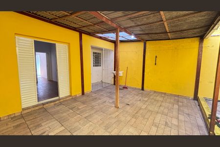 Casa à venda com 91m², 1 quarto e 1 vaga Casa à venda com 91m², 1 quarto e 1 vagaQuintal