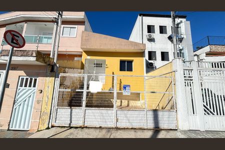Casa à venda com 91m², 1 quarto e 1 vaga Casa à venda com 91m², 1 quarto e 1 vagaFachada