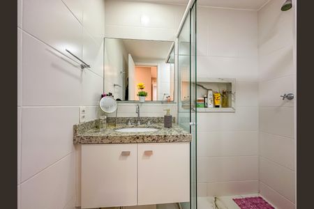 Apartamento à venda com 64m², 2 quartos e 1 vagaBanheiro da Suíte
