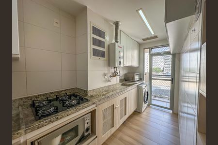 Apartamento à venda com 64m², 2 quartos e 1 vagaCozinha