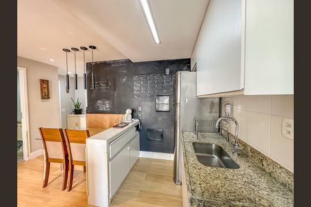 Apartamento à venda com 64m², 2 quartos e 1 vagaCozinha