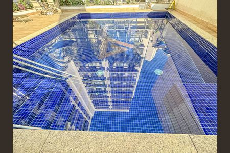 Apartamento à venda com 64m², 2 quartos e 1 vagaÁrea comum