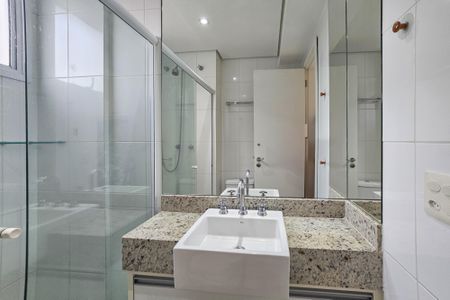 Apartamento para alugar com 81m², 2 quartos e 2 vagasBanheiro da Suíte 1