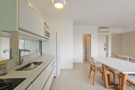 Apartamento para alugar com 81m², 2 quartos e 2 vagasCozinha