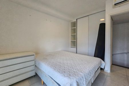 Apartamento para alugar com 81m², 2 quartos e 2 vagasSuíte 1