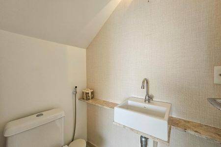 Apartamento para alugar com 81m², 2 quartos e 2 vagasBanheiro Social