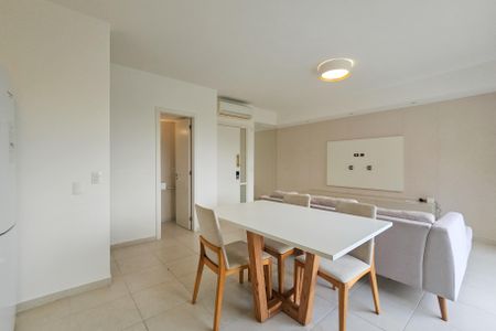 Apartamento para alugar com 81m², 2 quartos e 2 vagasCozinha