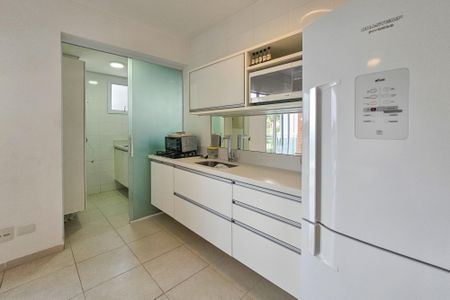 Apartamento para alugar com 81m², 2 quartos e 2 vagasCozinha