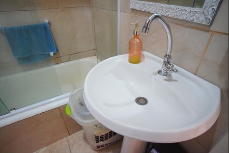 Apartamento à venda com 62m², 2 quartos e sem vagaBanheiro da Suíte