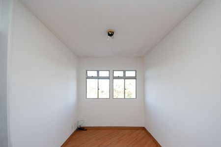 Apartamento para alugar com 77m², 2 quartos e 1 vaga Apartamento para alugar com 77m², 2 quartos e 1 vagaSala