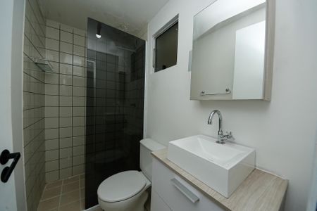 Apartamento para alugar com 77m², 2 quartos e 1 vaga Apartamento para alugar com 77m², 2 quartos e 1 vagaBanheiro