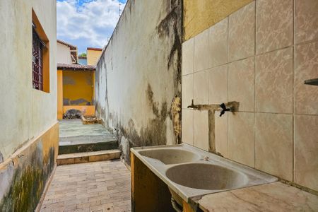 Casa à venda com 458m², 3 quartos e 6 vagas Casa à venda com 458m², 3 quartos e 6 vagasÁrea de Serviço