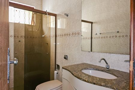 Casa à venda com 458m², 3 quartos e 6 vagas Casa à venda com 458m², 3 quartos e 6 vagasBanheiro