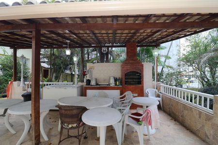 Casa à venda com 240m², 5 quartos e 3 vagasÁrea externa