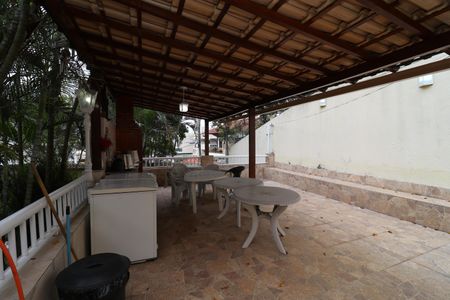 Casa à venda com 240m², 5 quartos e 3 vagasÁrea externa