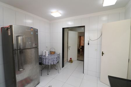 Casa à venda com 240m², 5 quartos e 3 vagasCozinha