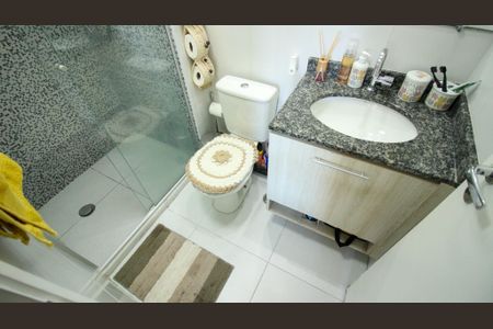 Apartamento à venda com 60m², 3 quartos e 1 vaga Apartamento à venda com 60m², 3 quartos e 1 vagaBanheiro da Suíte