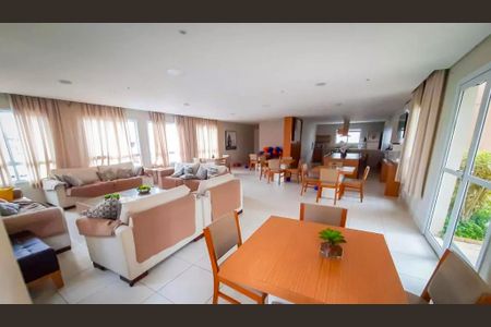 Apartamento à venda com 60m², 3 quartos e 1 vaga Apartamento à venda com 60m², 3 quartos e 1 vagaÁrea comum