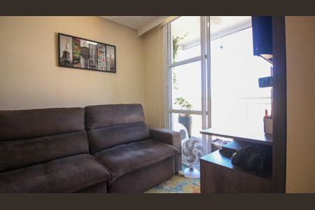 Apartamento à venda com 60m², 3 quartos e 1 vaga Apartamento à venda com 60m², 3 quartos e 1 vagaSala